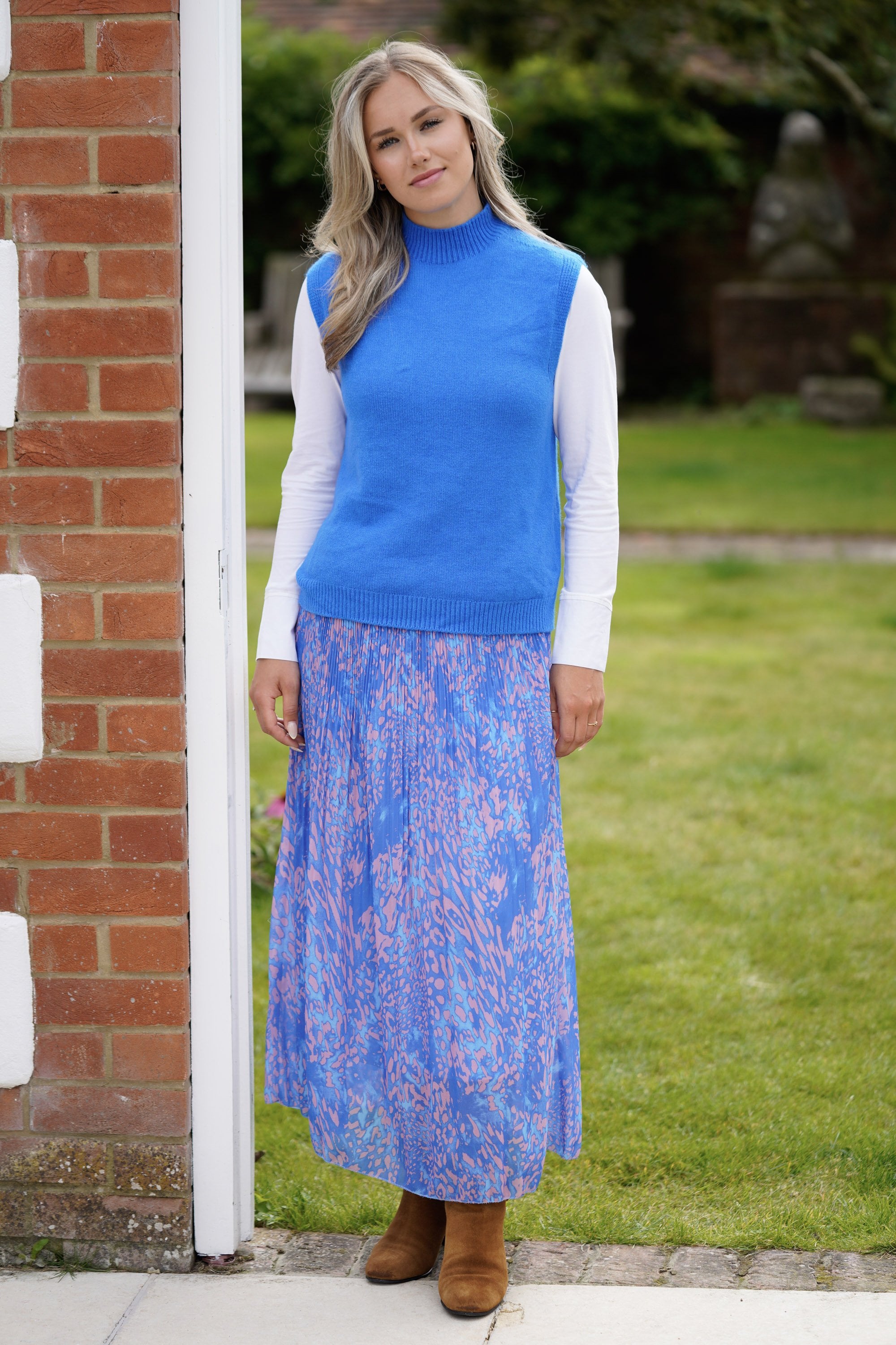 Blue/ pink