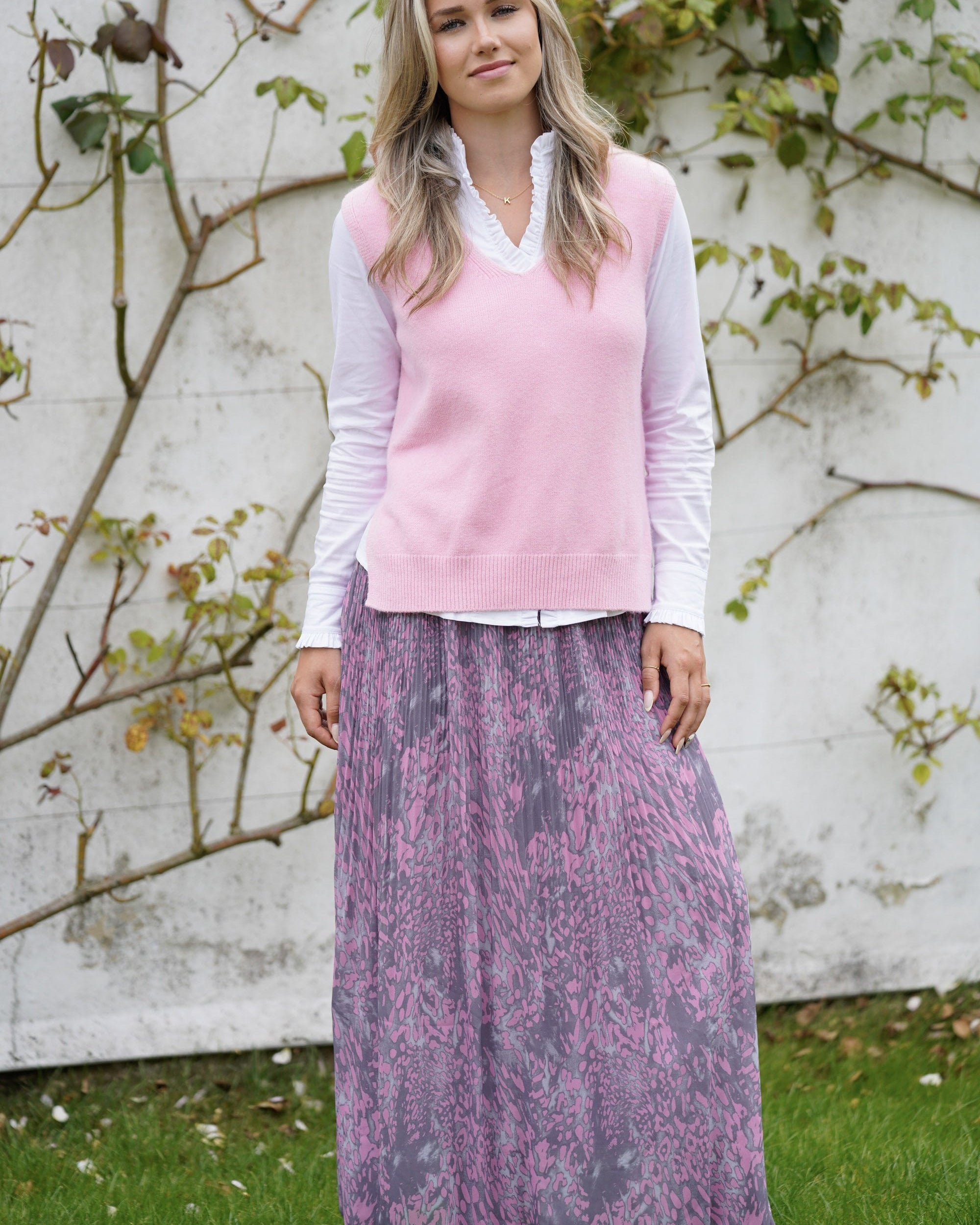 Grey/pink
