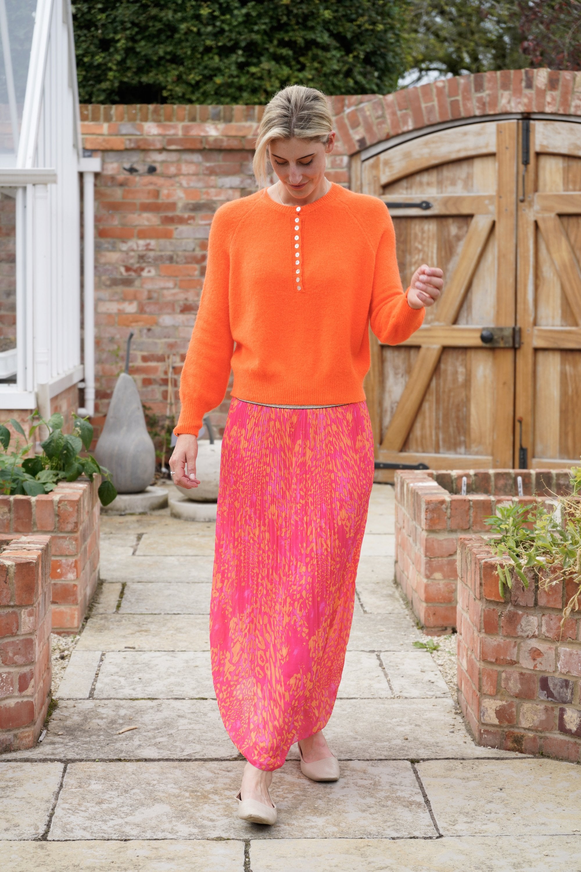 Fuchsia/orange