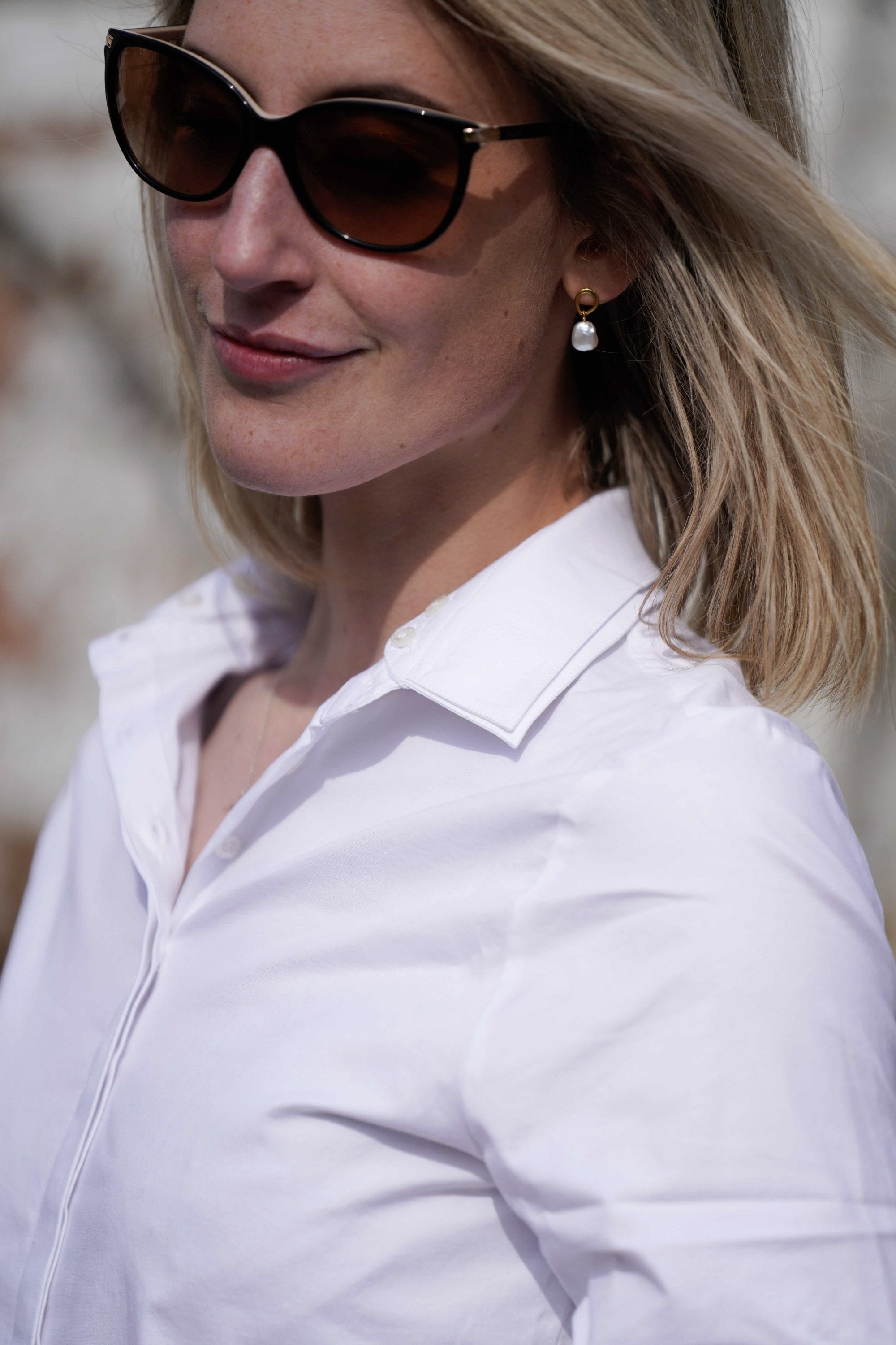 Mia With 4 interchangeable collars shirt
