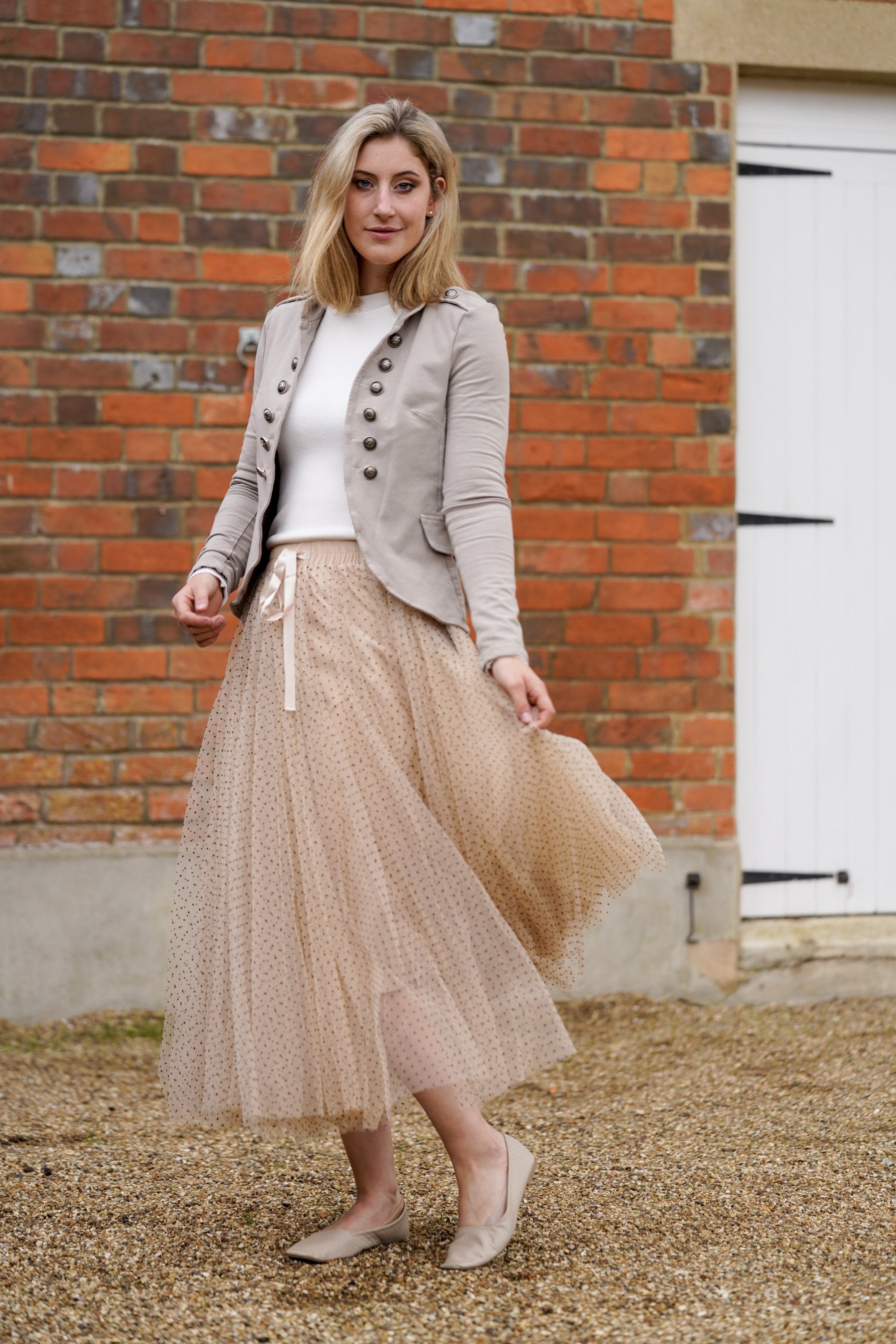 Taupe