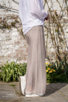 beige