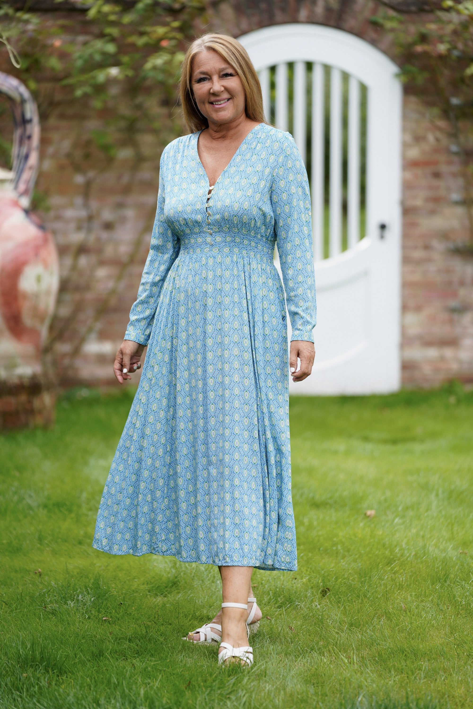 Women's Dress| Ladies Maxi Dress| Ella and Cherry S/M Size 8-10 Women's Dress| Ladies Maxi Dress| Ella and Cherry S/M Size 8-10