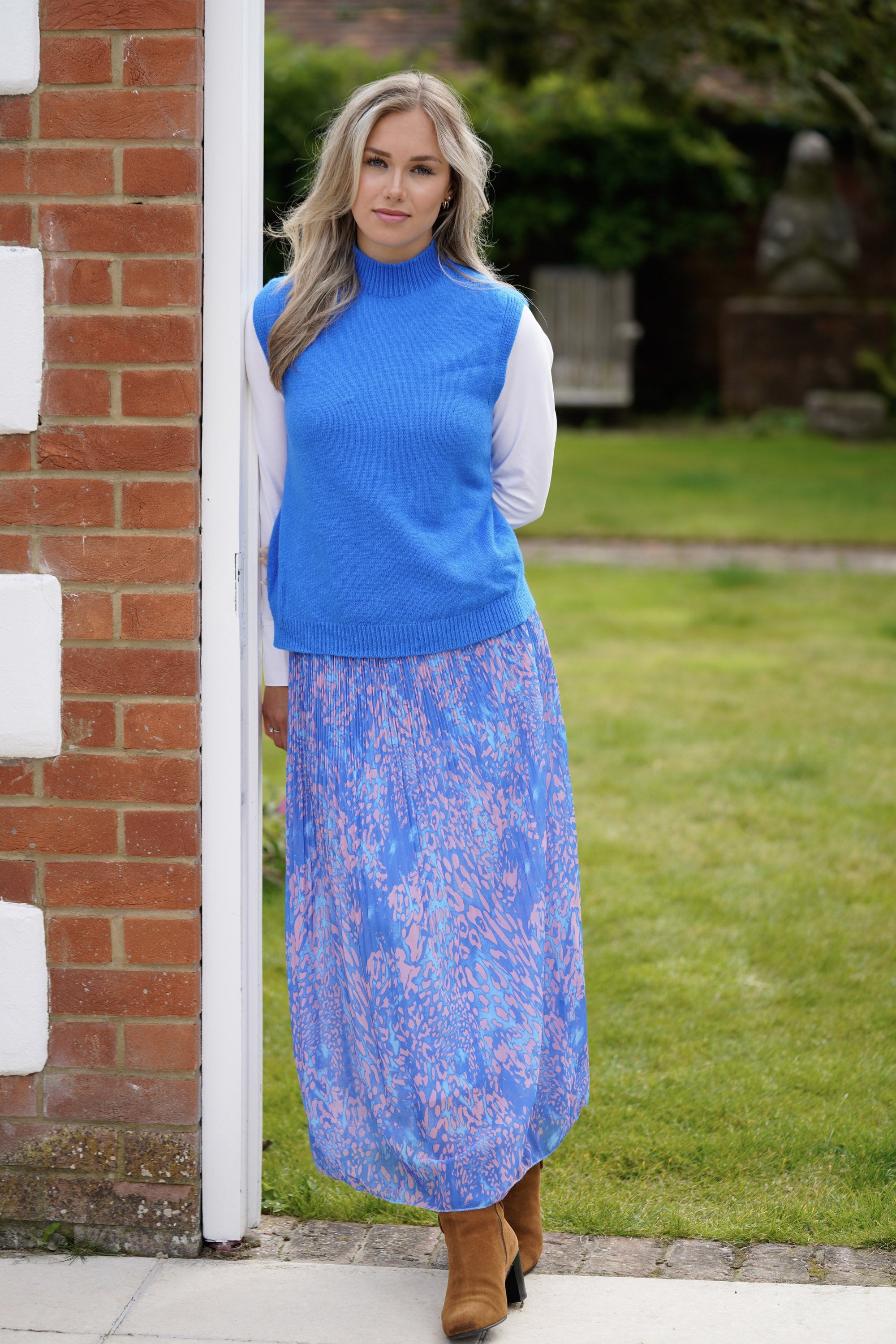 Blue/ pink